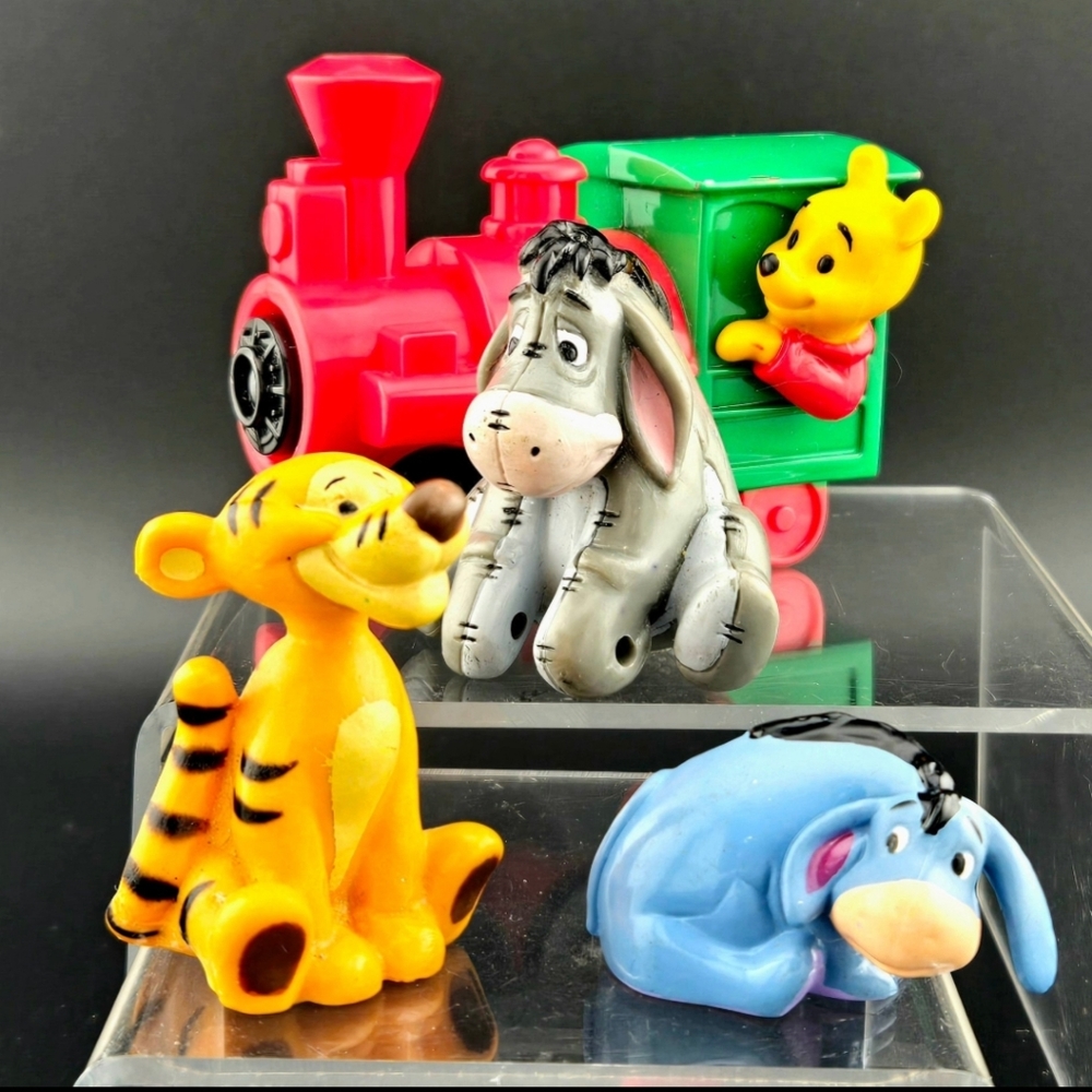 Winnie THE POOH collectible Disney toys figure. Pooh Bear, Eeyore (Bourriquet),
